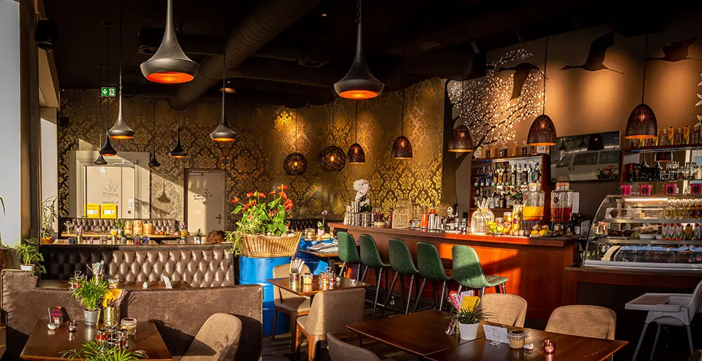 BE HEROES Restaurant Interior in Schlieren